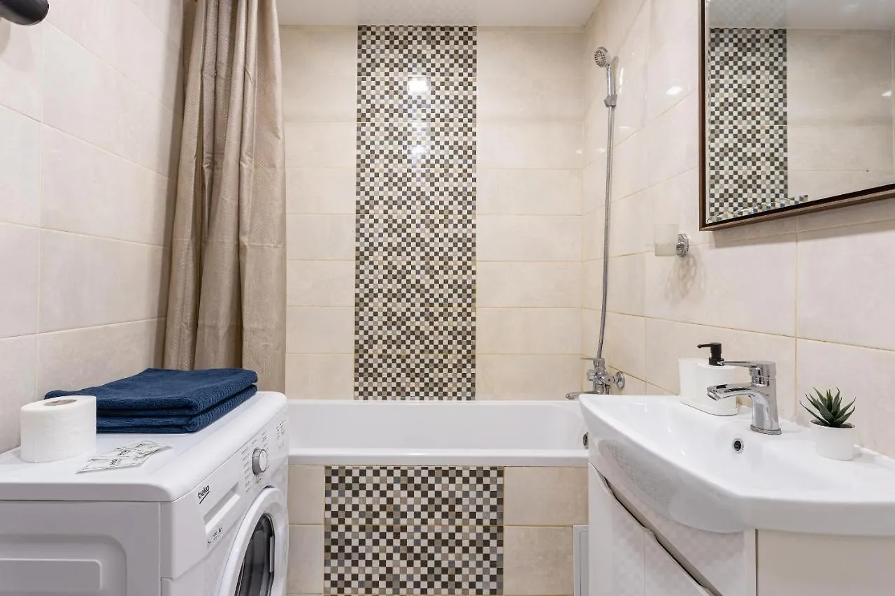0131 Apartment Near Zhulyany Airport New Complex Kiev Ukraine